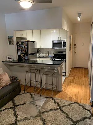 Rented by Guy Goldman, LREB | media 13