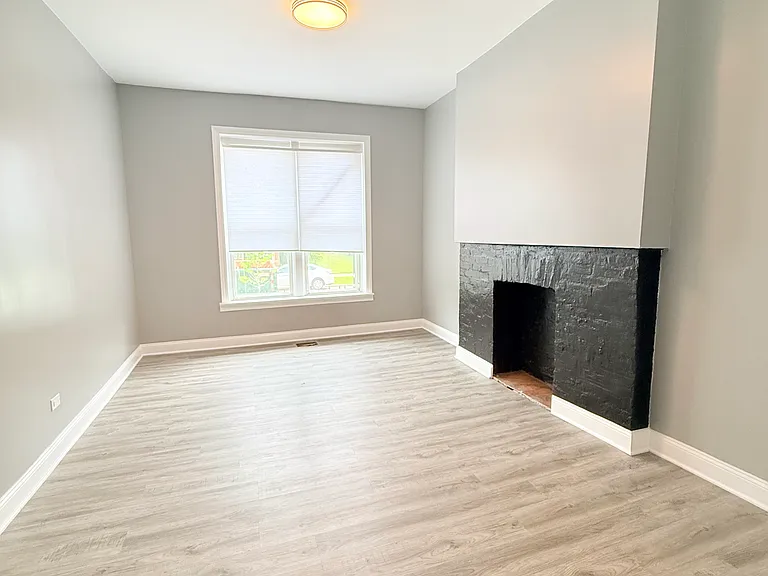 1444 N Talman Ave #1 — Photo 3