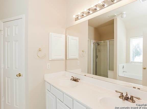 4th image of 466 Walnut Heights Blvd