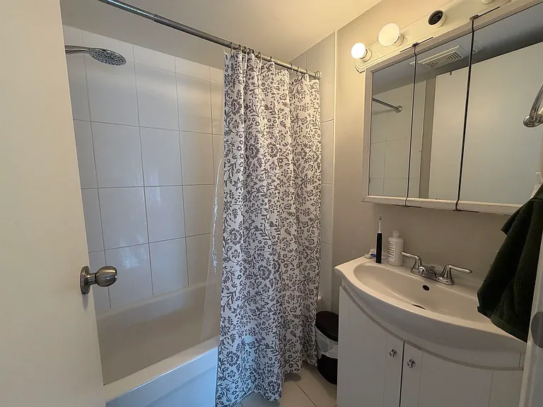 2365 W 5th Ave #302 — Photo 15