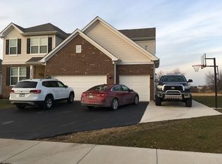 24900 W Thornberry Dr, Plainfield, IL 60544