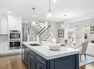 29 Pioneer Rd #129, Framingham, MA 01701