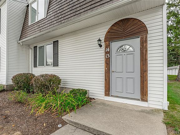 2nd image of 4745 Chestnut Ridge Rd APT 13