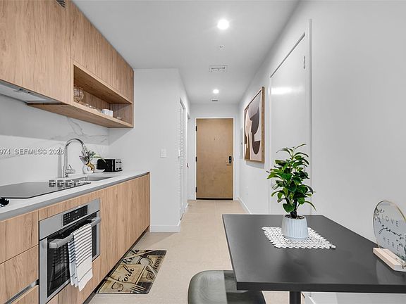3rd image of 11 NE 6th St #Townhouse 2808
