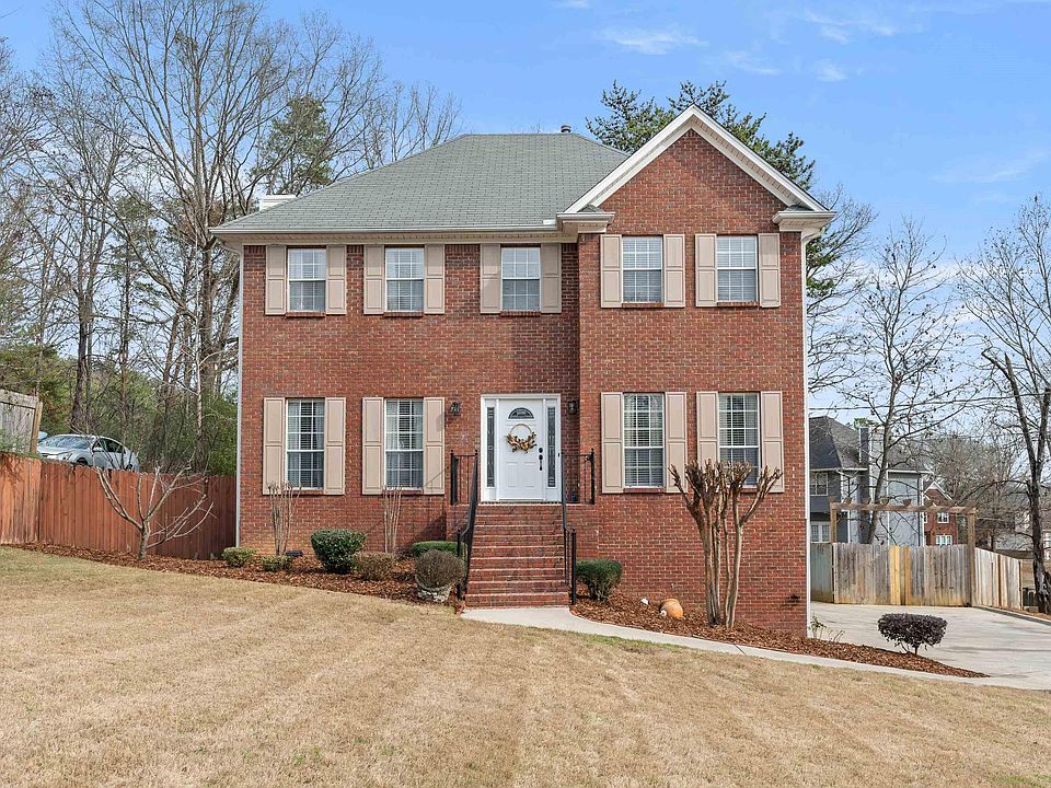 1st image of 120 Sterling Gate Dr