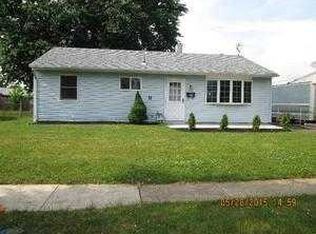 907 Stephen Ave, Croydon, PA 19021