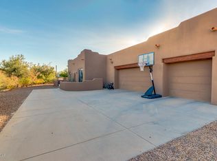 6119 E Montgomery Rd, Cave Creek, AZ 85331