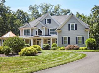 158 Taunton Hill Rd, Newtown, CT 06470