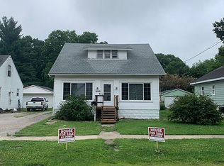 1600 N Wesley St, Grandview, IL 62702
