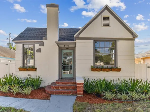 3026 Highland St N, Saint Petersburg, FL 33704
