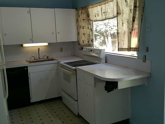 4th image of 14804 SE 46th St
