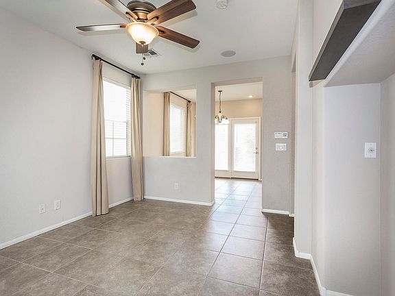 4th image of 10417 Meadow Village St