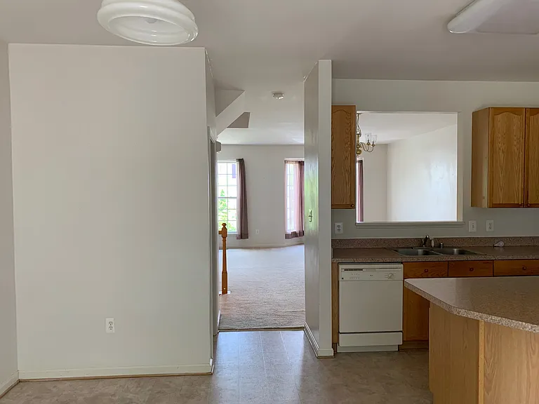 2589 Carrington Way — Photo 13