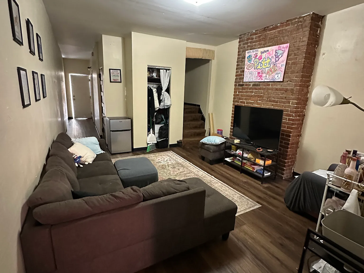 6 bed, 2500 sqft, $5,460 — Photo 3