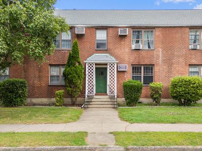 49 Mencel Circle #D, Bridgeport, CT, 06610