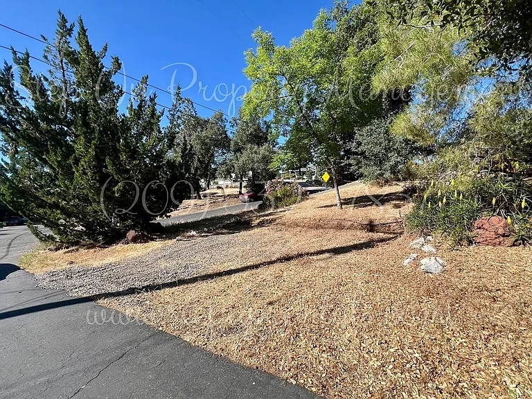 11100 Nathan Ct — Photo 27