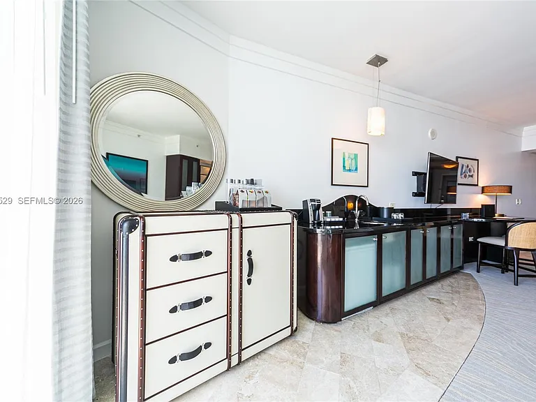 4391 Collins Ave #1015 — Photo 5