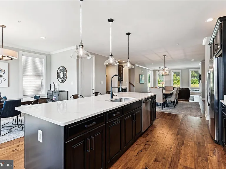 3062 Forum Pl — Photo 10