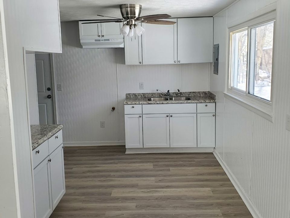 1st image of 3355 Grant St