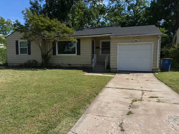 1374 E 42nd Pl, Tulsa, OK 74105