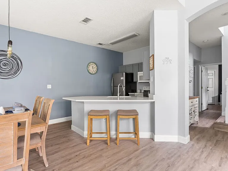 Sun Key Pl — Photo 12