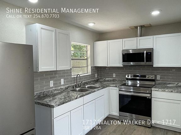 3rd image of 1717 Walton Walker Dr #1717