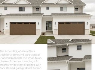 701 Spruce St NW, Bondurant, IA 50035