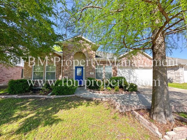 103 Jennie Marie Cir
