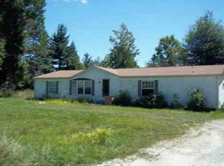 1522 N Green Acres Dr, Scottsburg, IN 47170