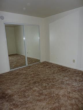5th image of 2206 Pine Shore Ct