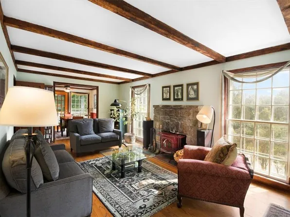 1310 Old Post Road, Katonah, NY 10536