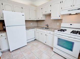 412 Morris Ave APT 19, Summit, NJ 07901