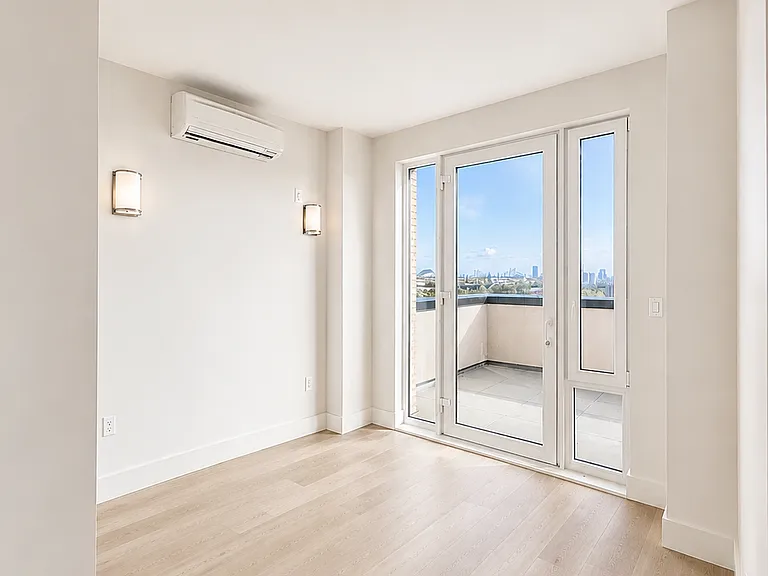91 Bruckner Blvd #710 — Photo 8