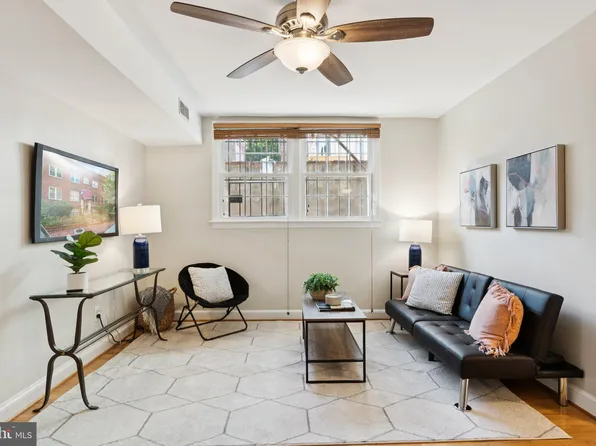 311 7th St NE #3, Washington, DC 20002