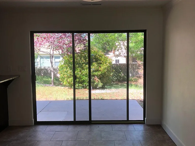 3028 Canyon View Dr — Photo 3