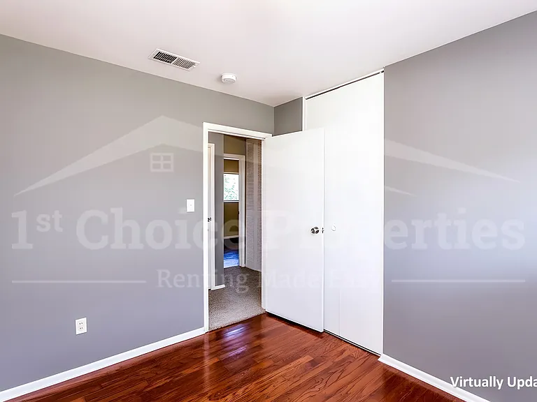 1112 S Gale Dr — Photo 7