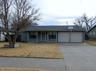 2711 Salem Dr, Amarillo, TX 79110