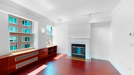 Rented by R New York