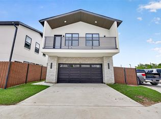 1811 N Spring Dr #9, Spring, TX 77373