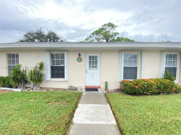 432 Bennington Ln #432, Lake Worth, FL 33467
