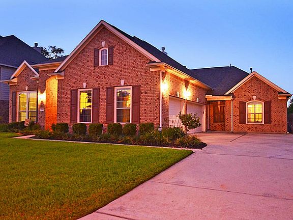 Practical and stylish, this 4 bedroom, 3 bath home could be yours.