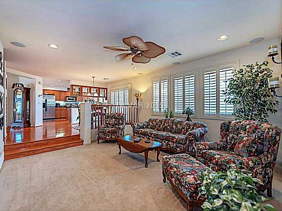 3rd image of 30 Stunning Summit Ave