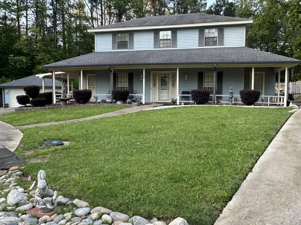1148 Oak Glen Pl, Jackson, MS 39212