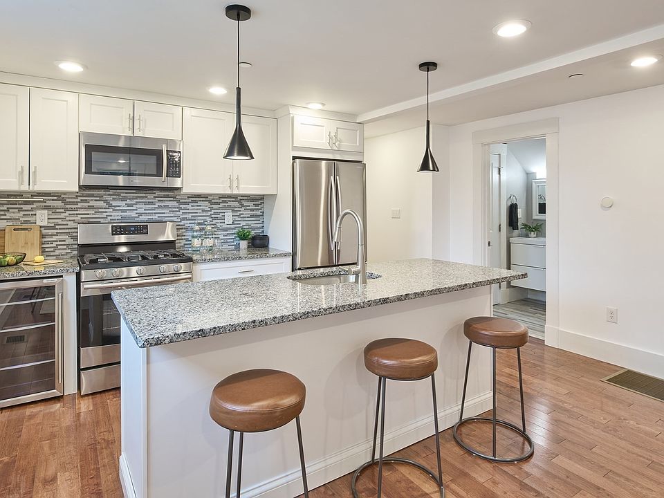 1st image of 2 Auburn Ave #2