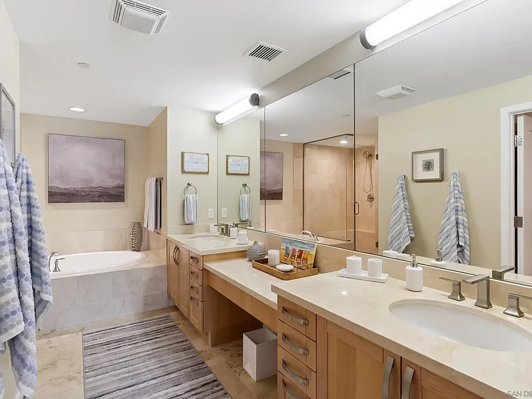 5420 La Jolla Blvd #B302 — Photo 23