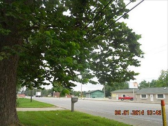 3rd image of 8873 E Wabash Ave