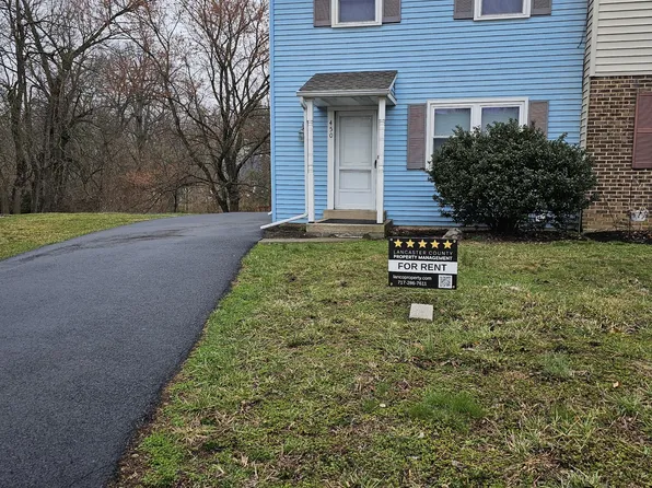 450 Garland Cir, Lancaster, PA 17602