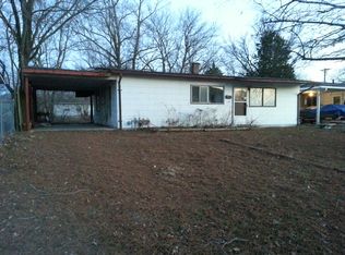 138 Saint James Ln, Cahokia, IL 62206