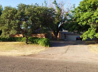 511 Kirchwood St, Plainview, TX 79072