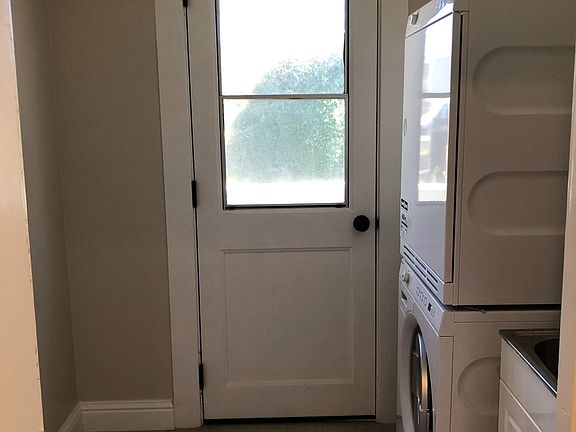 5th image of 750 Acacia Dr